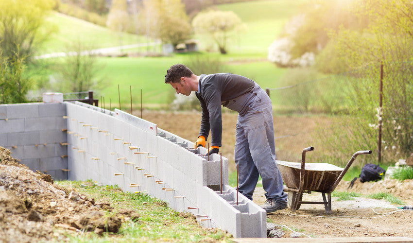 Equipped for Success: Essential Tools for Contractors and DIY Homeowne