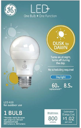 9W MED DAYLIGHT A19 LED DUSK/DAWN